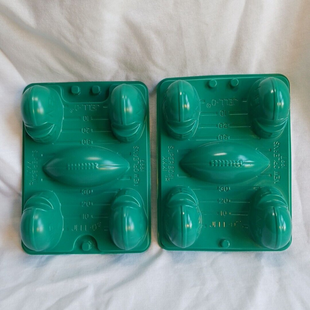 Jell-O Jello Jigglers Football Helmets Mold Super Bowl